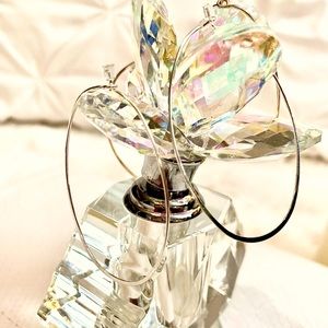 Your Choice - Gold or Silver! NWTS  Delicate Elongated Oval Hoops Earrings